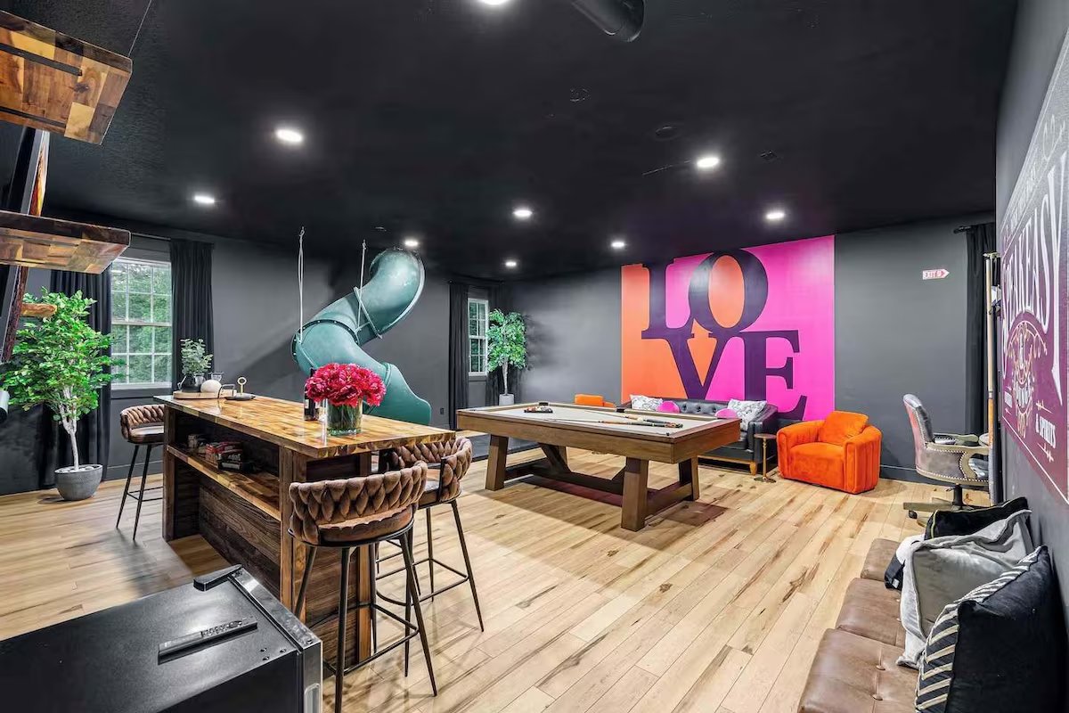 Game room